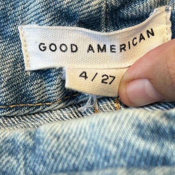 Good American Jeans - Picture 7 of 8